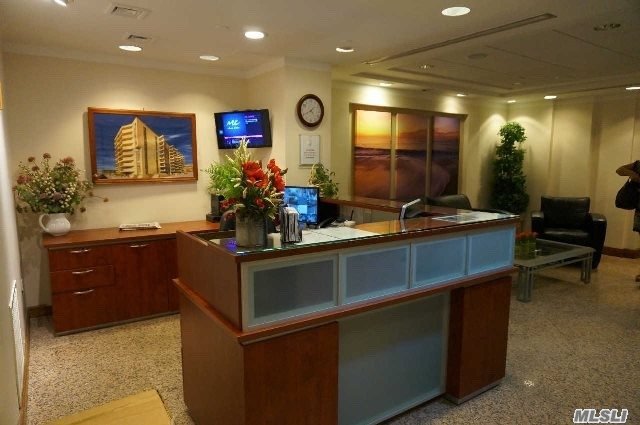 360 Shore Road, Unit 7M Long Beach, NY 11561 - Photo 2 of 15