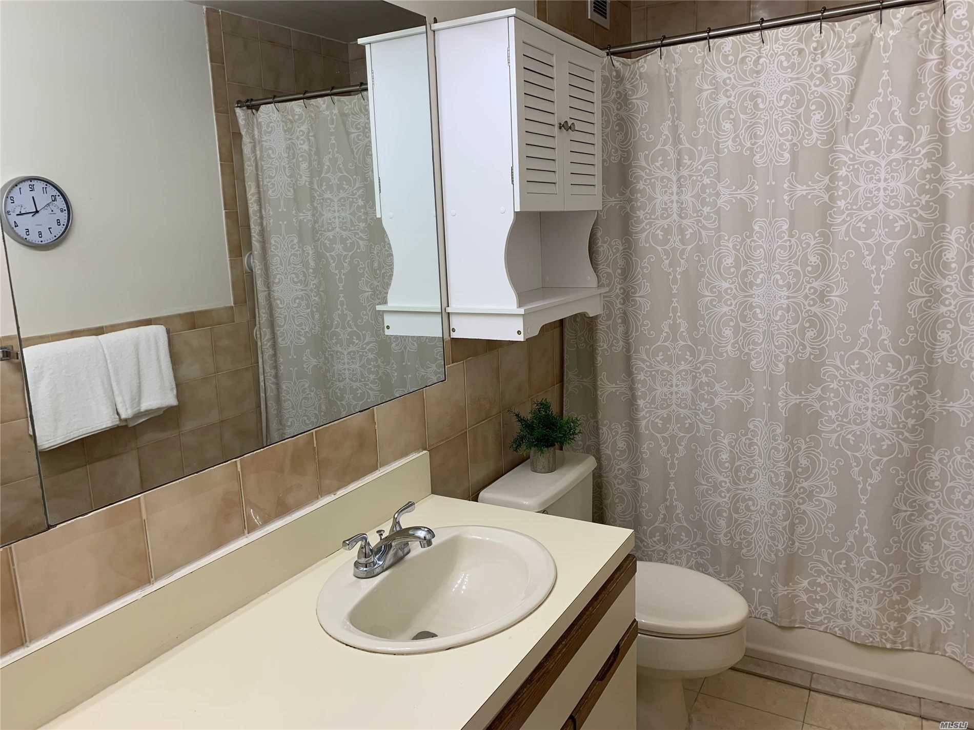 360 Shore Road, Unit 7M Long Beach, NY 11561 - Photo 13 of 15