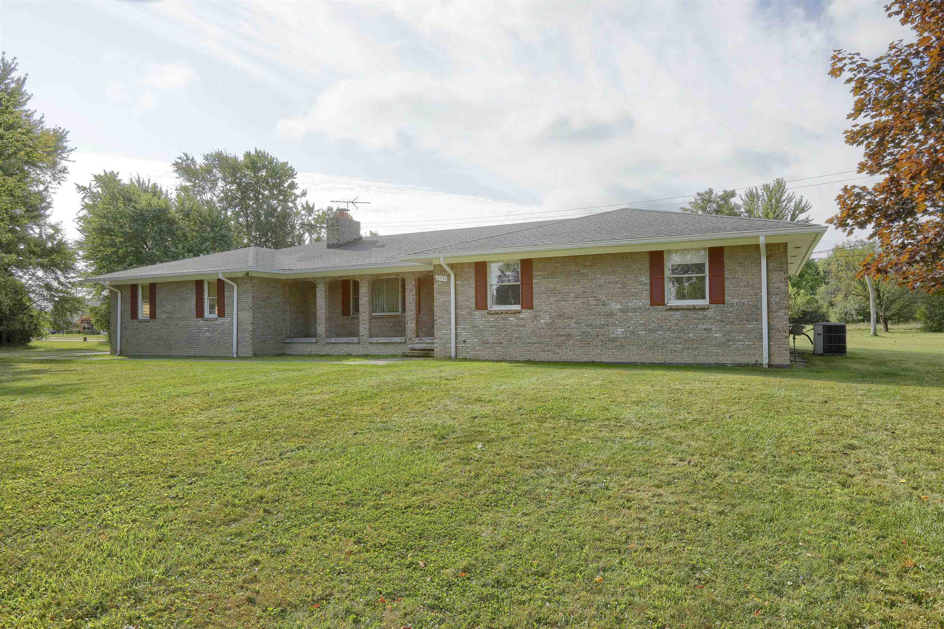 2734 East Wattles Road Troy, MI 48083 - Photo 3 of 44