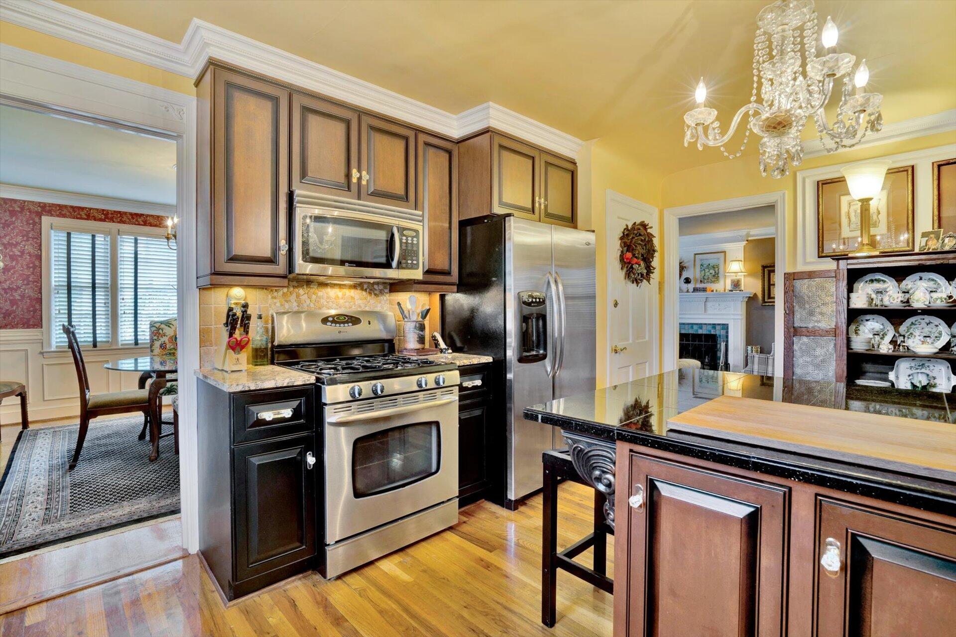 2311 Mt Vernon Road Southwest Roanoke, VA 24015 - Photo 14 of 52 Kitchen
