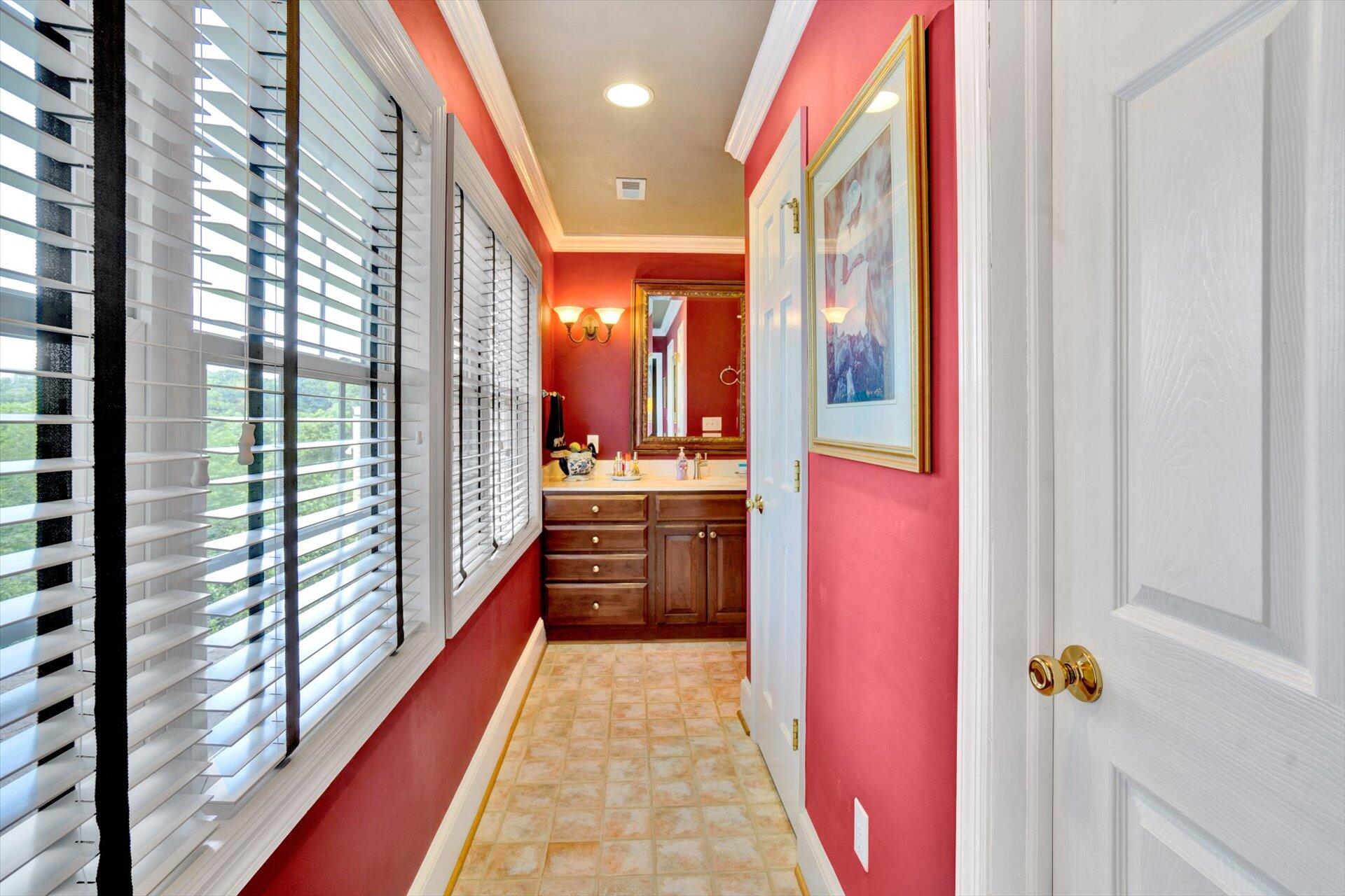 2311 Mt Vernon Road Southwest Roanoke, VA 24015 - Photo 31 of 52 Master Ensuite BA