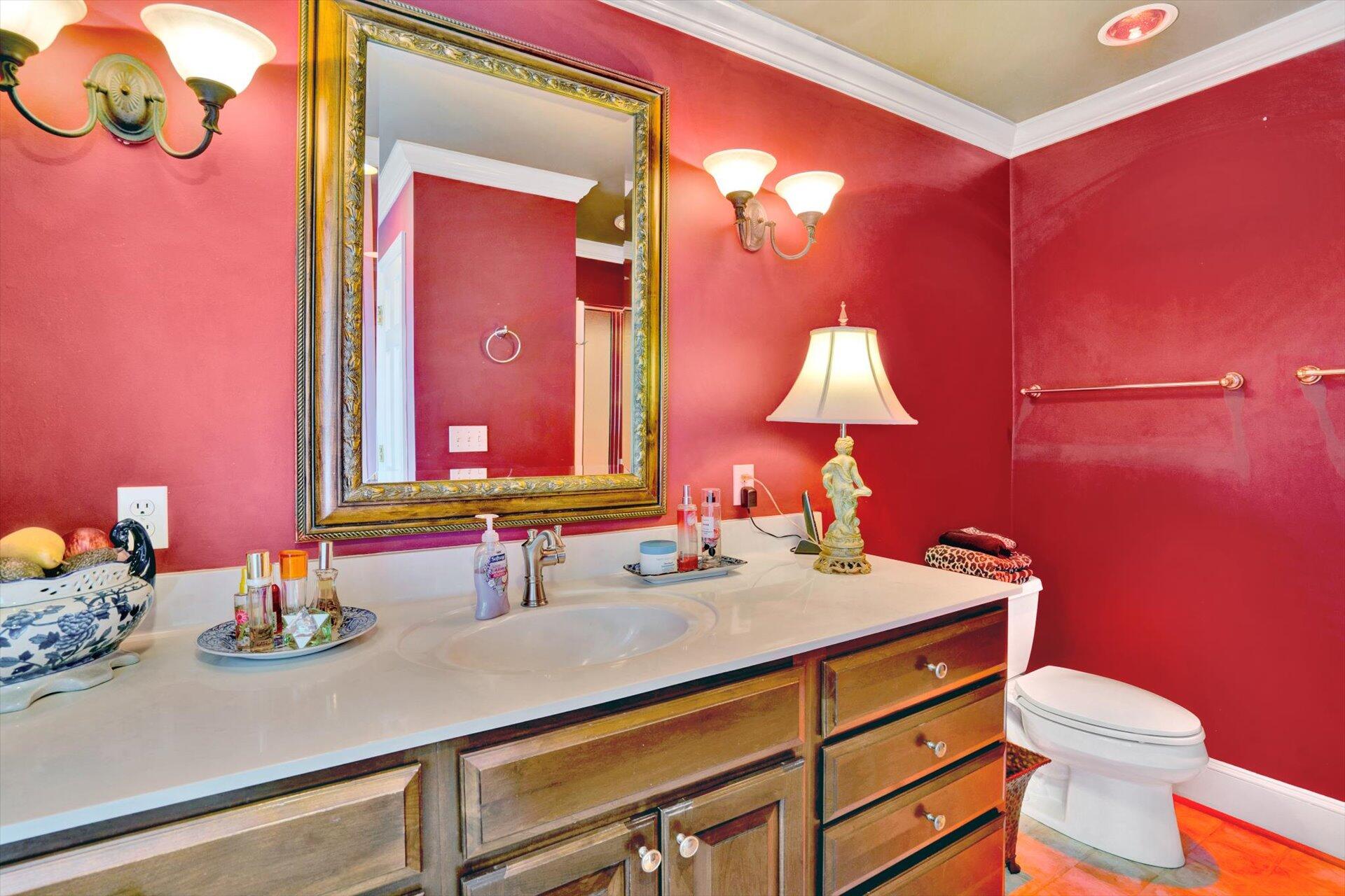 2311 Mt Vernon Road Southwest Roanoke, VA 24015 - Photo 32 of 52 Master Ensuite BA