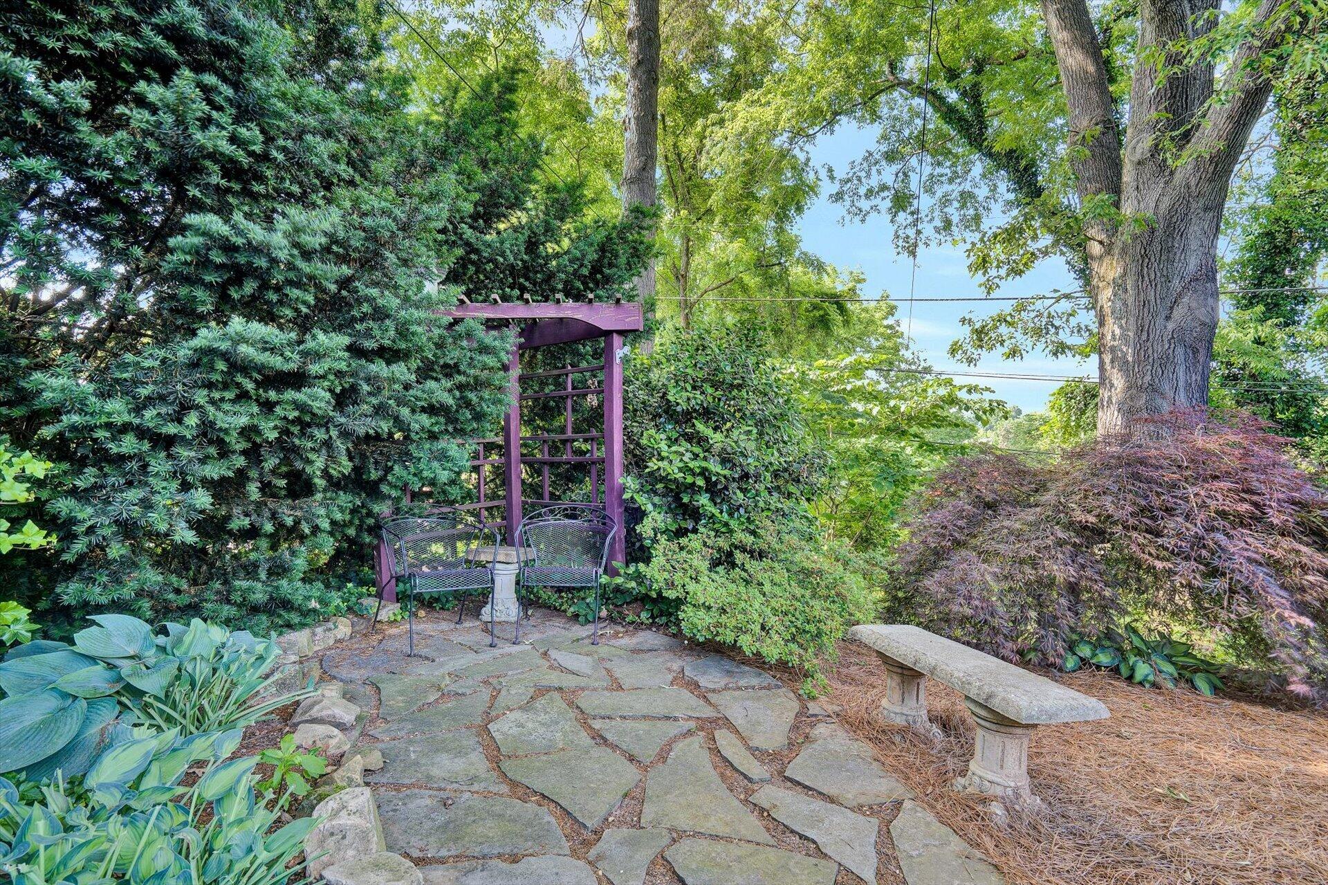 2311 Mt Vernon Road Southwest Roanoke, VA 24015 - Photo 39 of 52 Back yard Pergola
