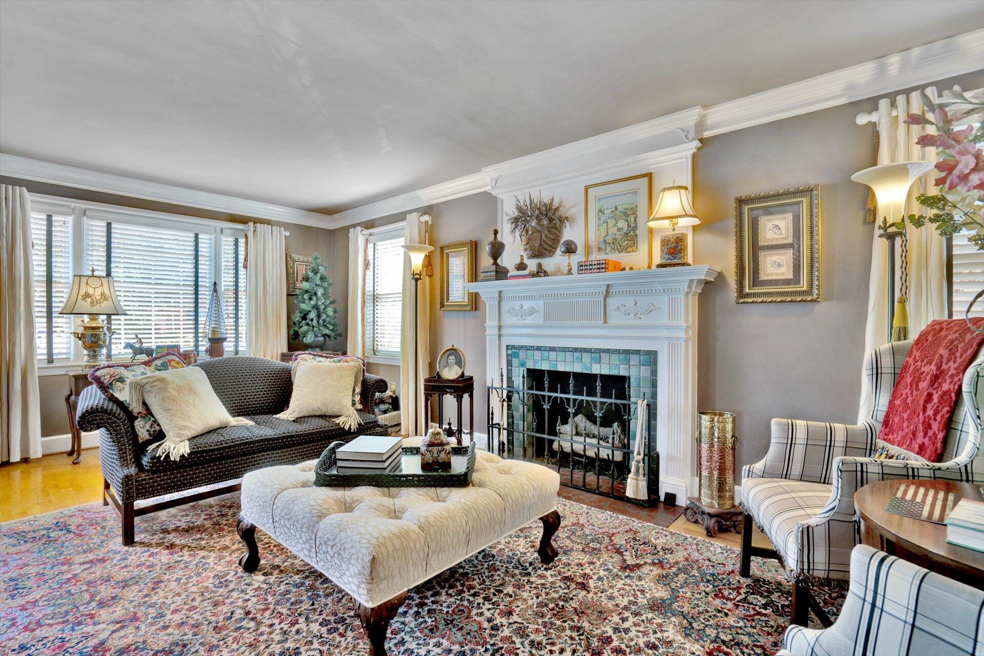 2311 Mt Vernon Road Southwest Roanoke, VA 24015 - Photo 7 of 52 LR Entry Level