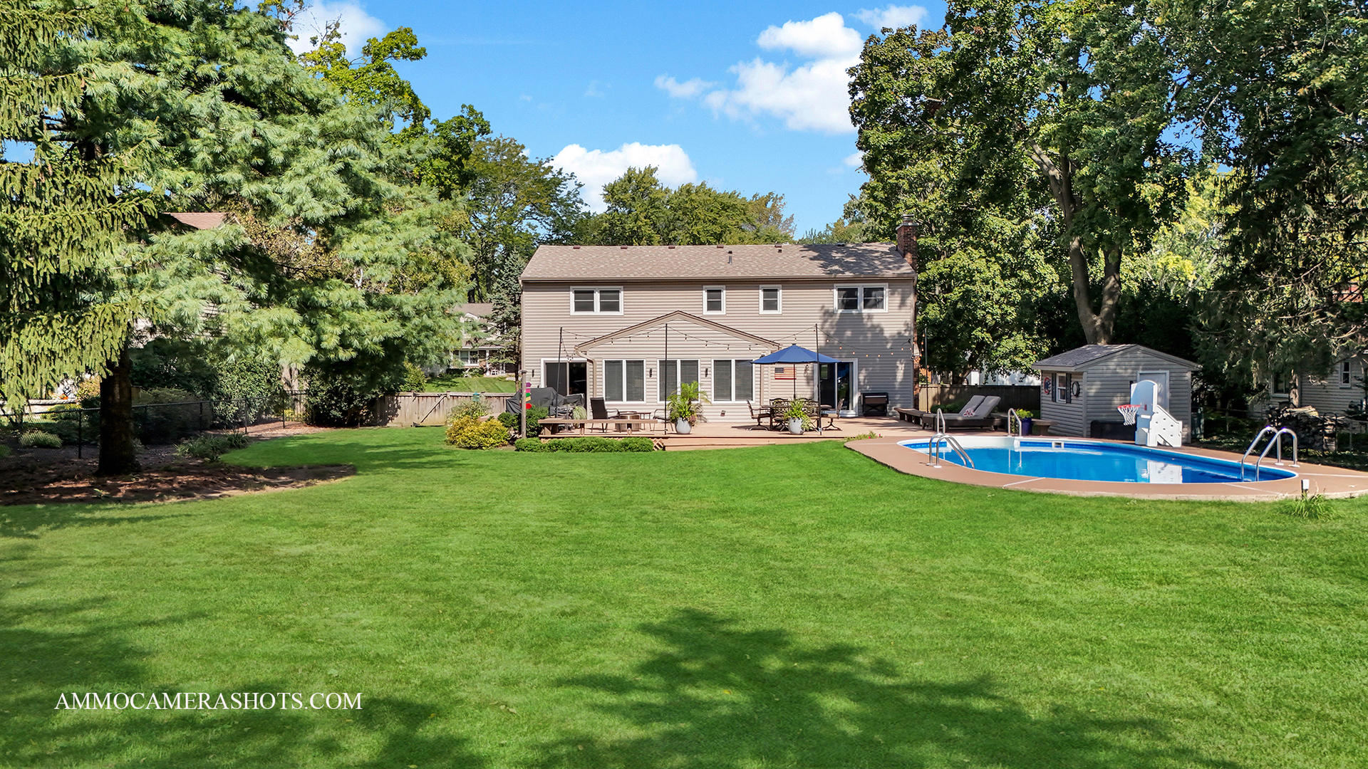 26W275 Tomahawk Drive Wheaton, IL 60189 - Photo 24 of 41 a view of a house with swimming pool and sitting area