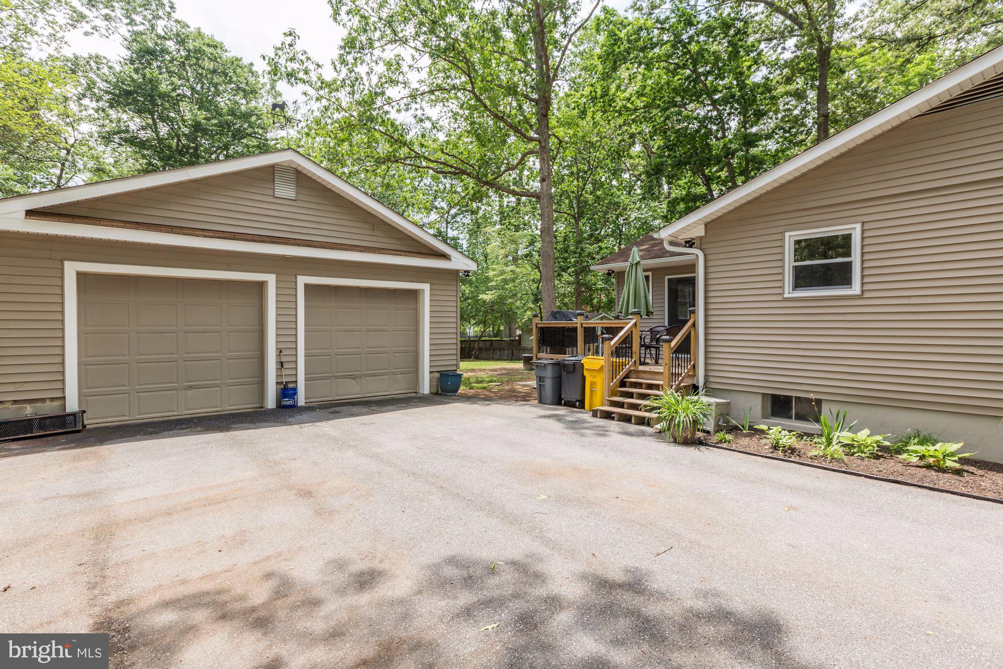 1527 Manor View Road Davidsonville, MD 21035 - Photo 4 of 42 Gallery Image 4