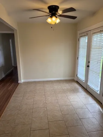 $1,600 | 3021 15th Avenue North, Texas City, TX 77590