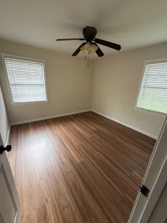 $1,600 | 3021 15th Avenue North, Texas City, TX 77590