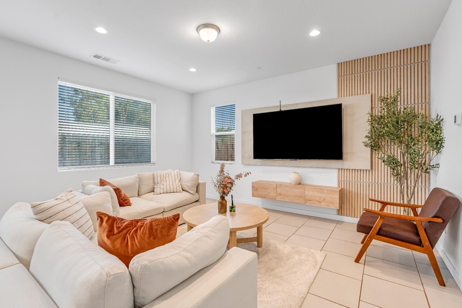 4210 North Reed Avenue Fresno, CA 93723 - Photo 10 of 31