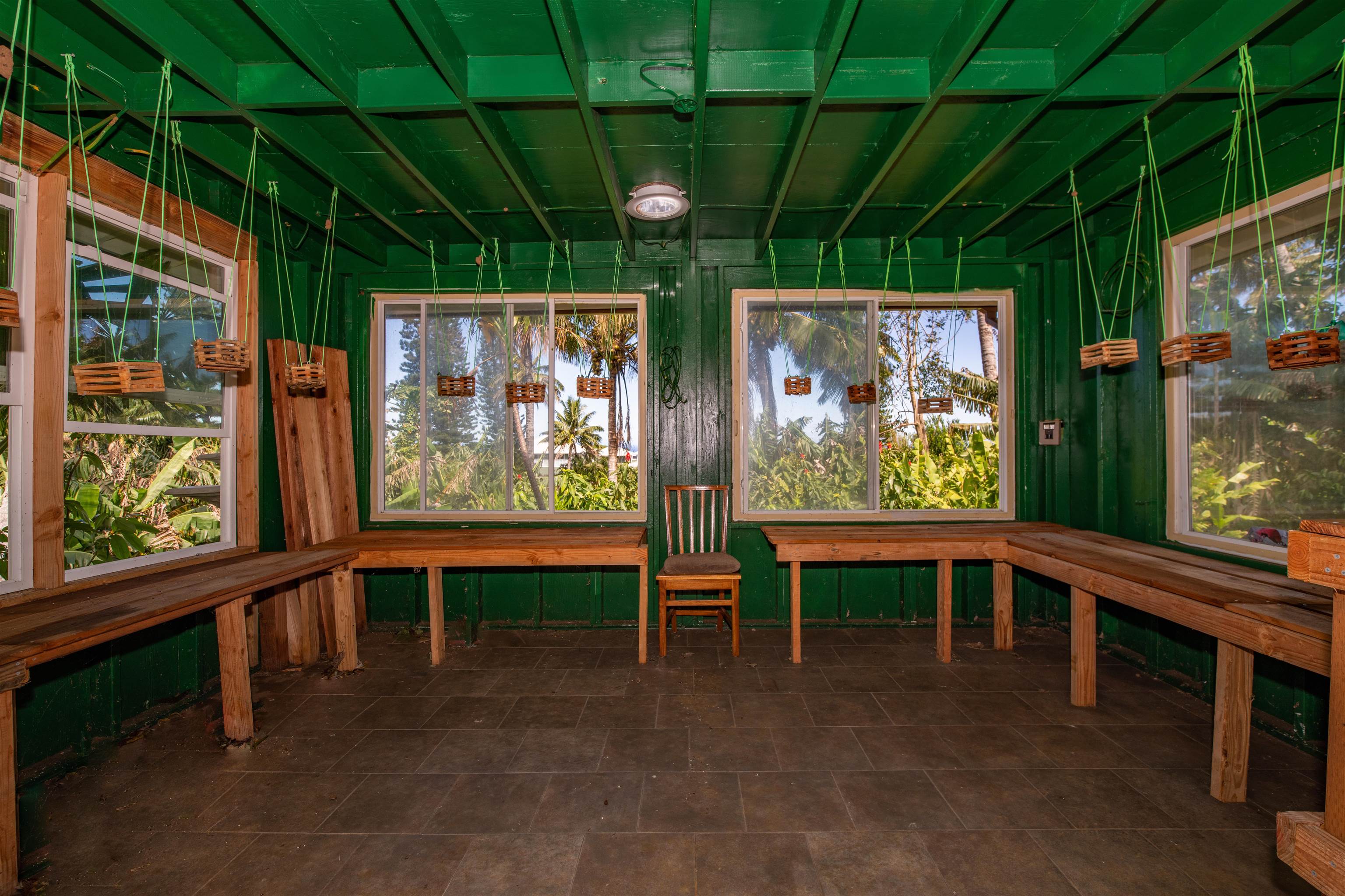 65 North Holokai Road Haiku, HI 96708 - Photo 48 of 50 a view of porch with seating area