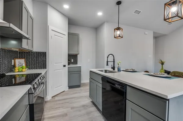 $248,000 | 420 Kelly Lane, Seven Points, TX 75143