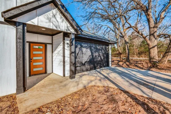 $248,000 | 420 Kelly Lane, Seven Points, TX 75143
