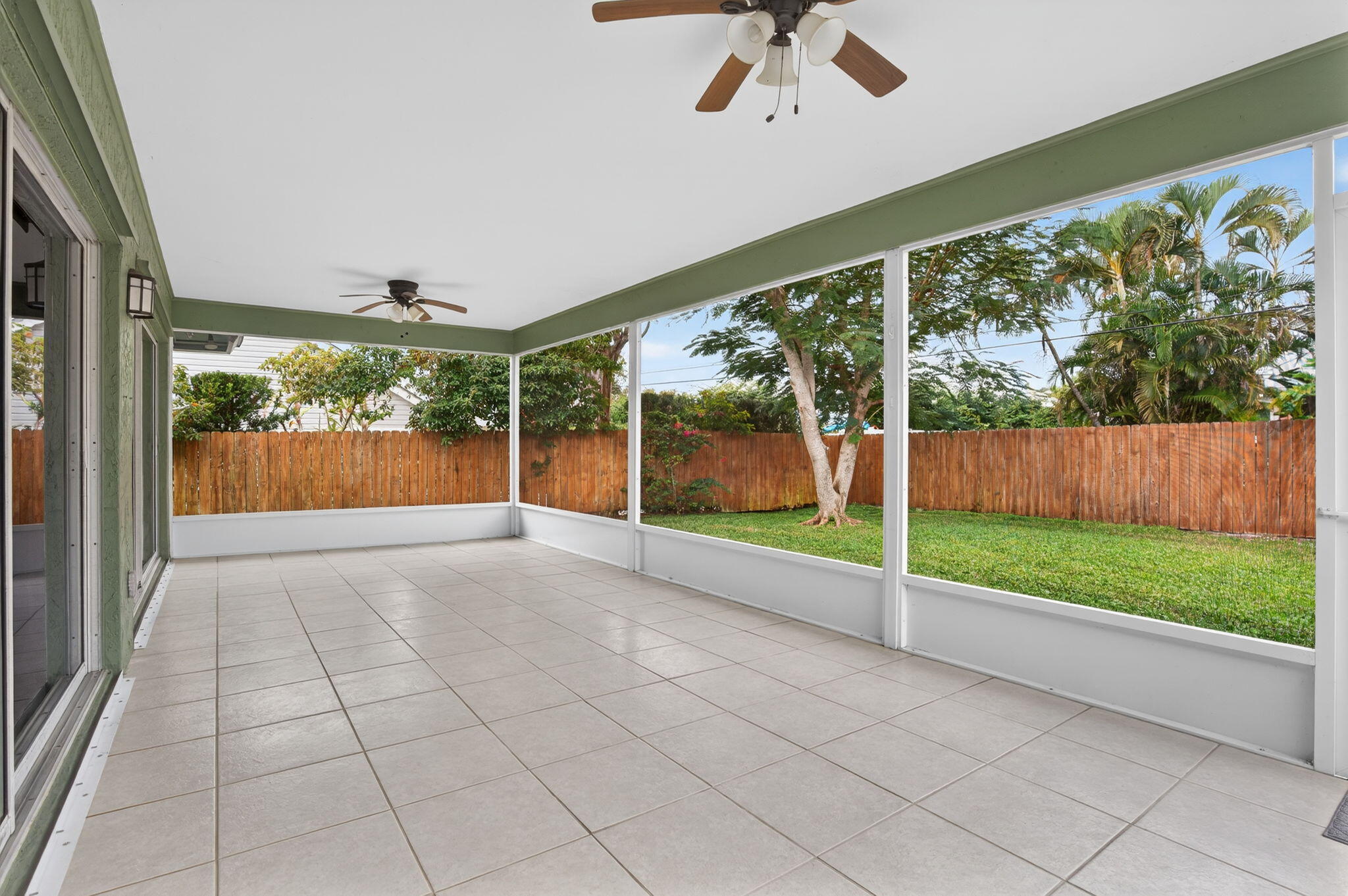 9275 Southeast Mercury Street Hobe Sound, FL 33455 - Photo 38 of 65 24-web-or-mls-_MLP5793