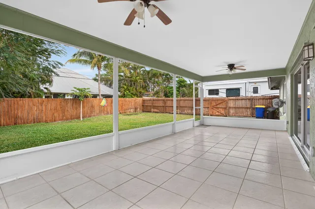 $805,000 | 9275 Southeast Mercury Street, Hobe Sound, FL 33455