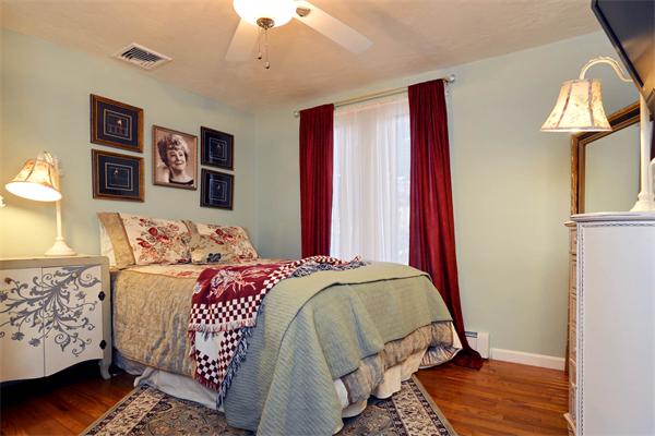 8 Barrett Road Marlborough, MA 01752 - Photo 23 of 28 Gallery Image 23