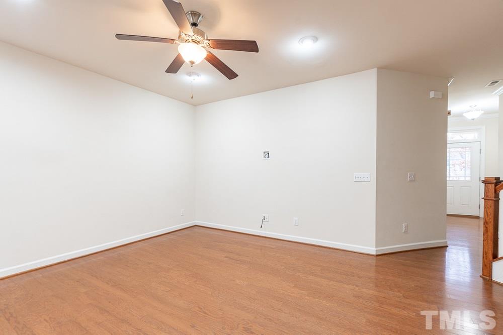 2470 Pecan Ridge Way Apex, NC 27502 - Photo 6 of 30 Living Room