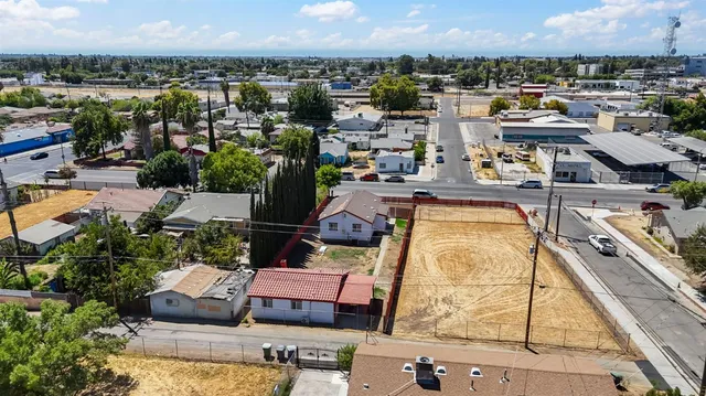 a picture of city view