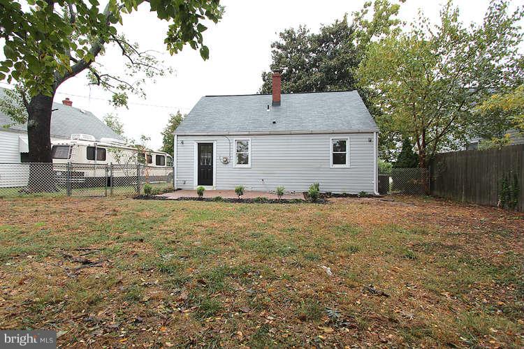 8129 Bullneck Road Baltimore, MD 21222 - Photo 29 of 30 a house view with backyard space