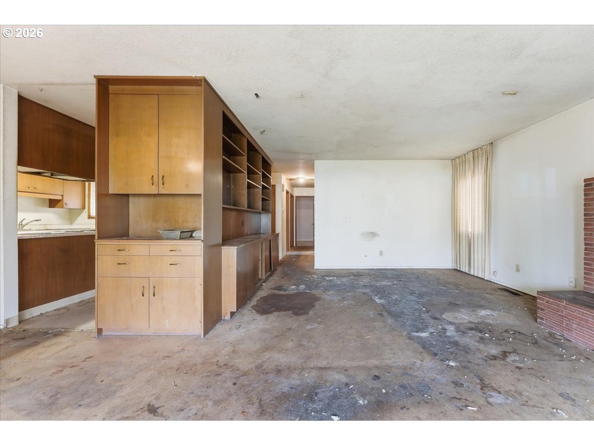 12333 Southeast Madison Street Portland, OR 97233 - Photo 12 of 28 a view of kitchen