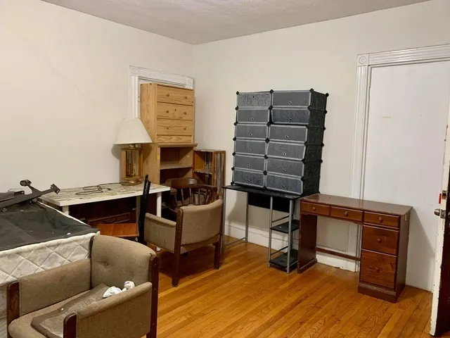 $3,000 | 236 Cypress Street, Unit 2, Brookline, MA 02445