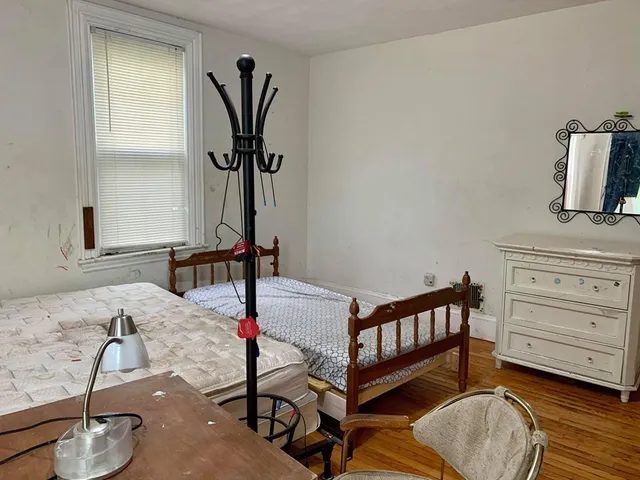 $2,975 | 236 Cypress Street, Unit 2, Brookline, MA 02445