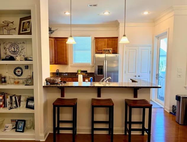 $3,500 | 200 River Landing Drive, Unit D202, Daniel Island, SC 29492