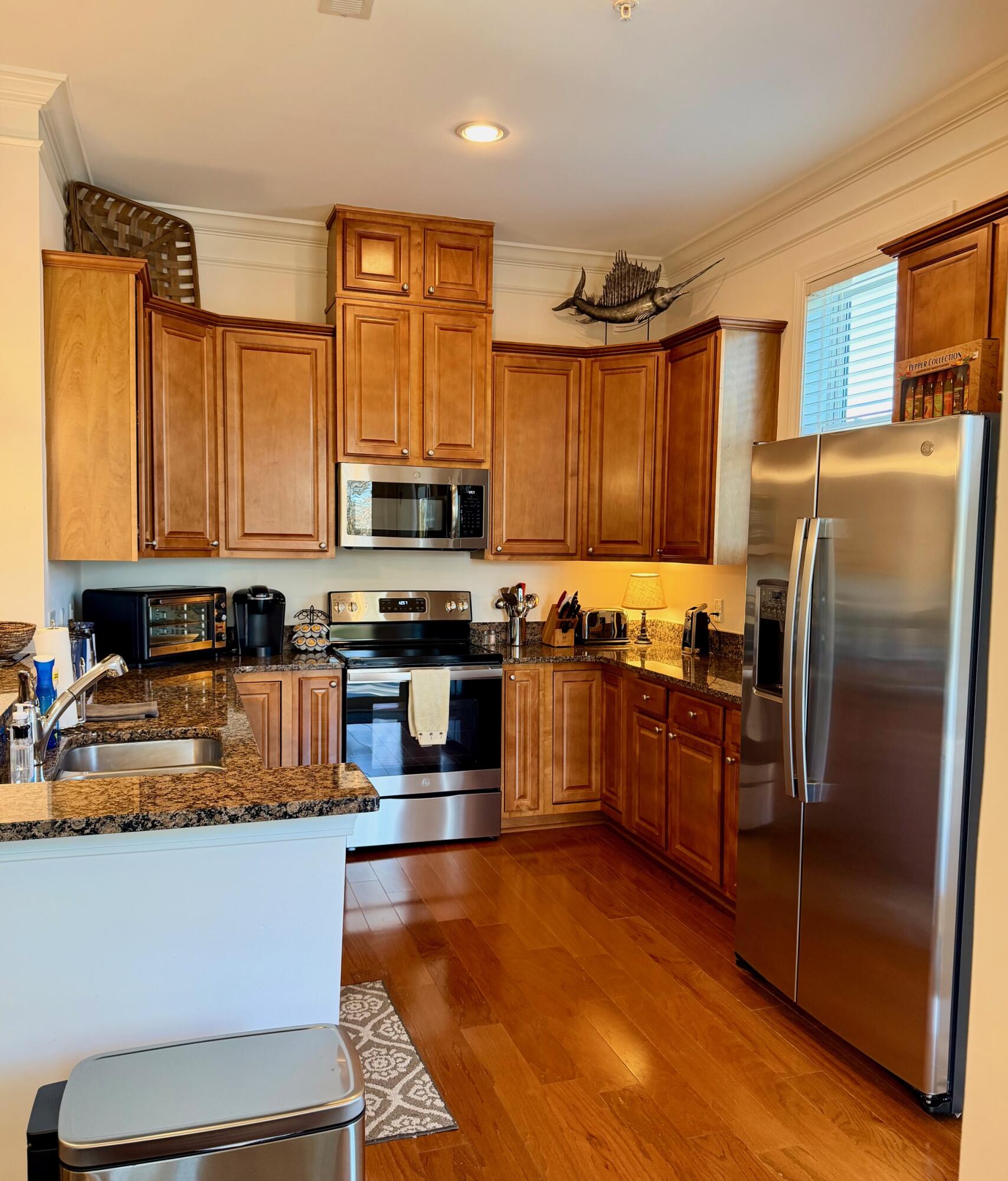 200 River Landing Drive, Unit D202 Daniel Island, SC 29492 - Photo 13 of 47 Kitchen
