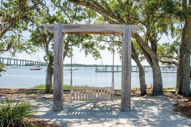 $3,500 | 200 River Landing Drive, Unit D202, Daniel Island, SC 29492