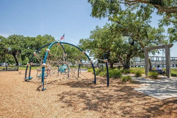 $3,400 | 200 River Landing Drive, Unit D202, Daniel Island, SC 29492