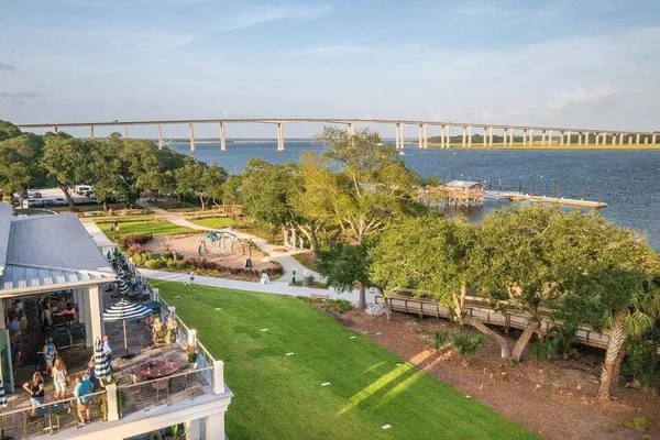 $3,400 | 200 River Landing Drive, Unit D202, Daniel Island, SC 29492