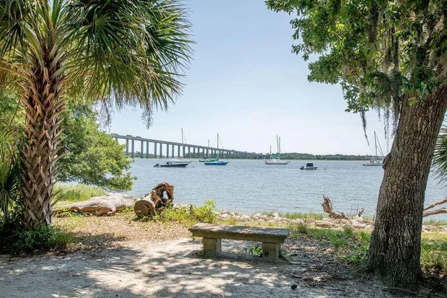 $3,500 | 200 River Landing Drive, Unit D202, Daniel Island, SC 29492