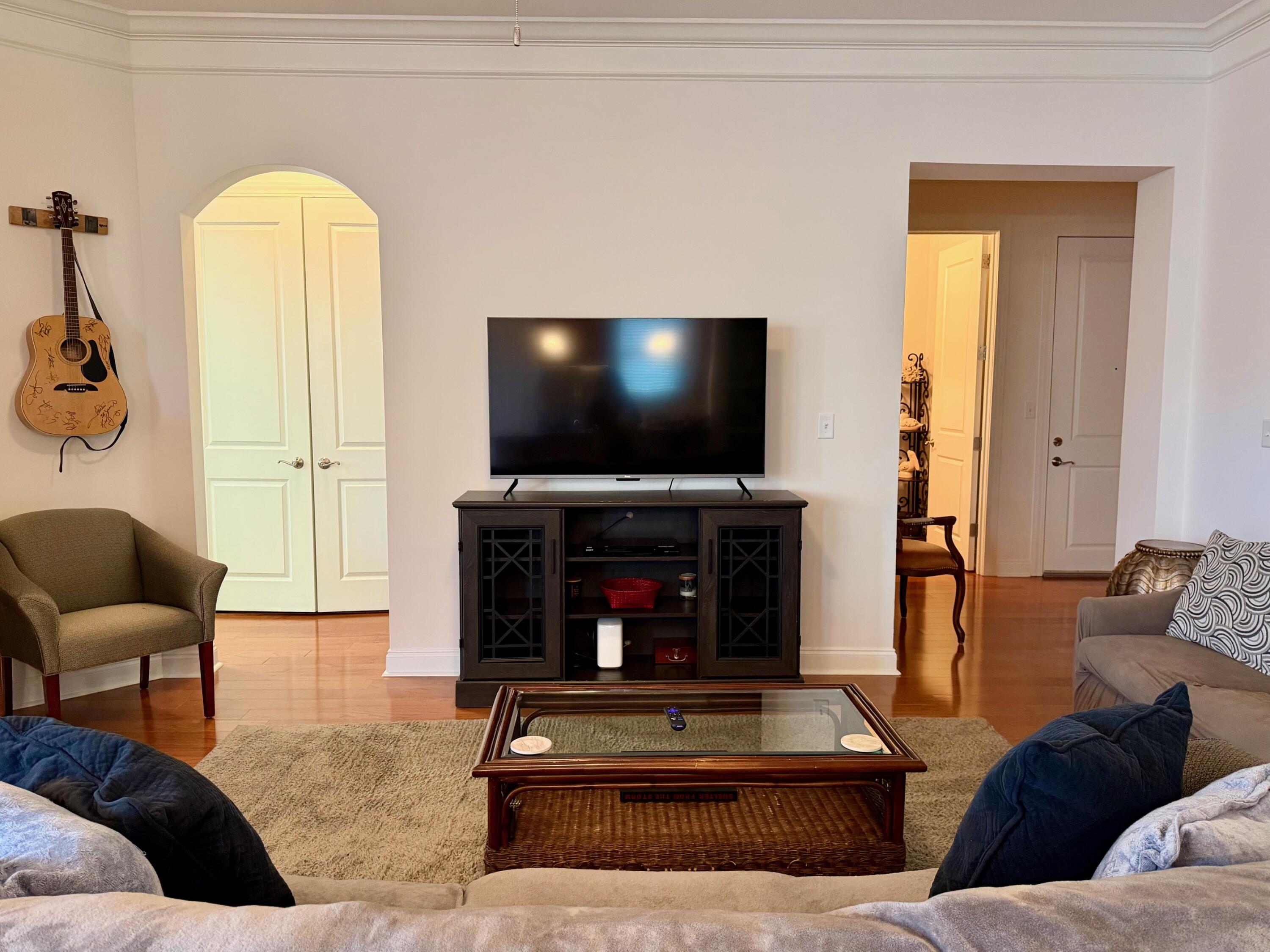 200 River Landing Drive, Unit D202 Daniel Island, SC 29492 - Photo 8 of 47 Living room