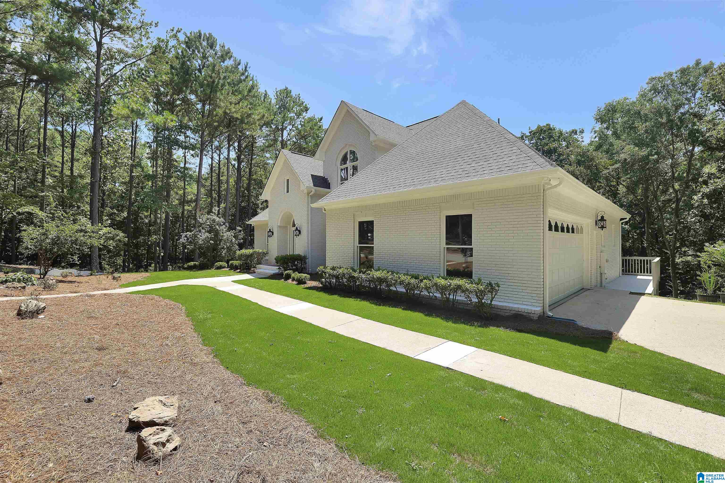 109 Pemberton Place Pelham, AL 35124 - Photo 3 of 50