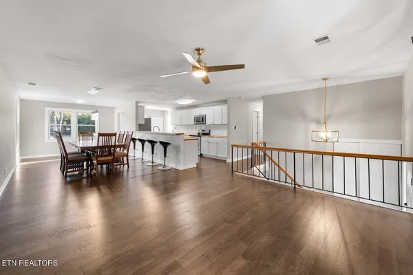 $370,000 | 104 Macon Lane, Oak Ridge, TN 37830