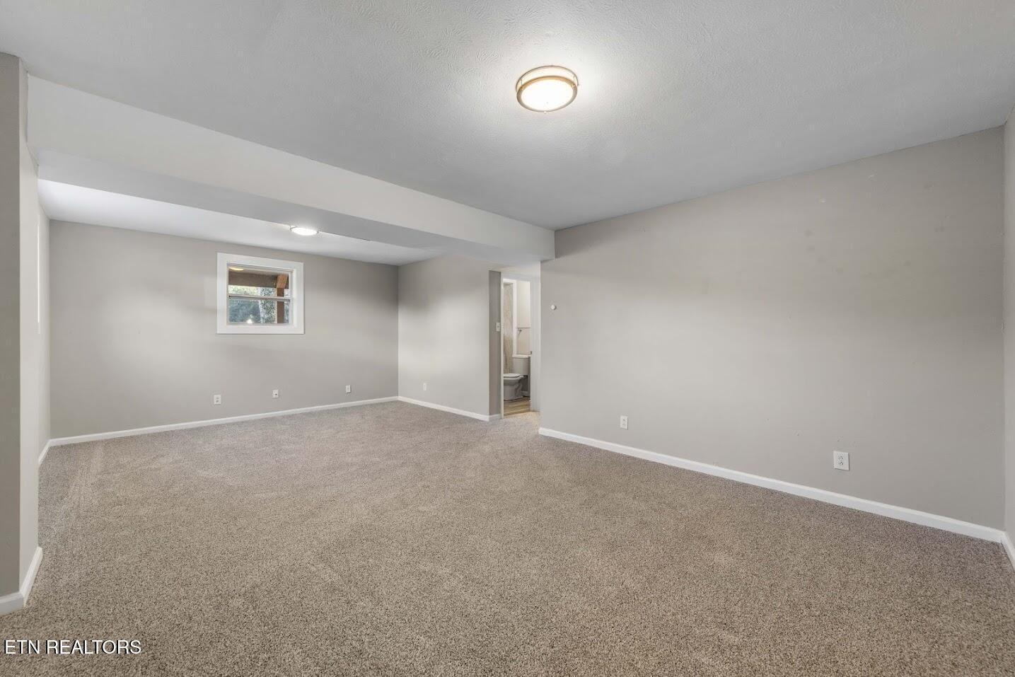 104 Macon Lane Oak Ridge, TN 37830 - Photo 30 of 36 030A8215