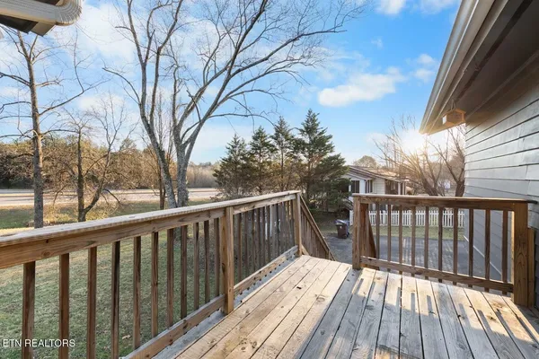 $370,000 | 104 Macon Lane, Oak Ridge, TN 37830