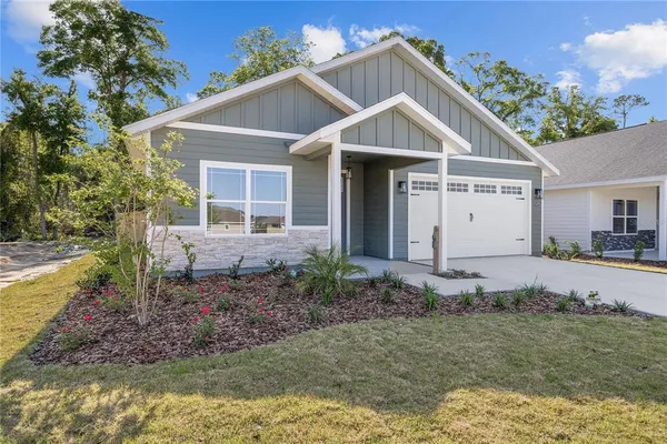 $472,900 | 1086 Southwest 67th Drive, Gainesville, FL 32607