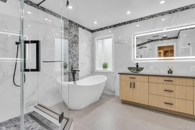 $2,050,000 | 21 Buttonwood Drive, Dix Hills, NY 11746