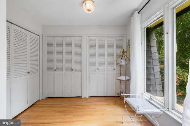 $1,720,000 | 4054 North 41st Street, McLean, VA 22101