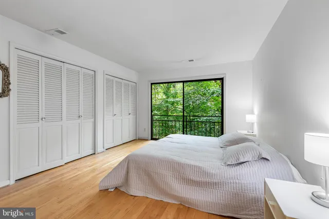 $1,720,000 | 4054 North 41st Street, McLean, VA 22101