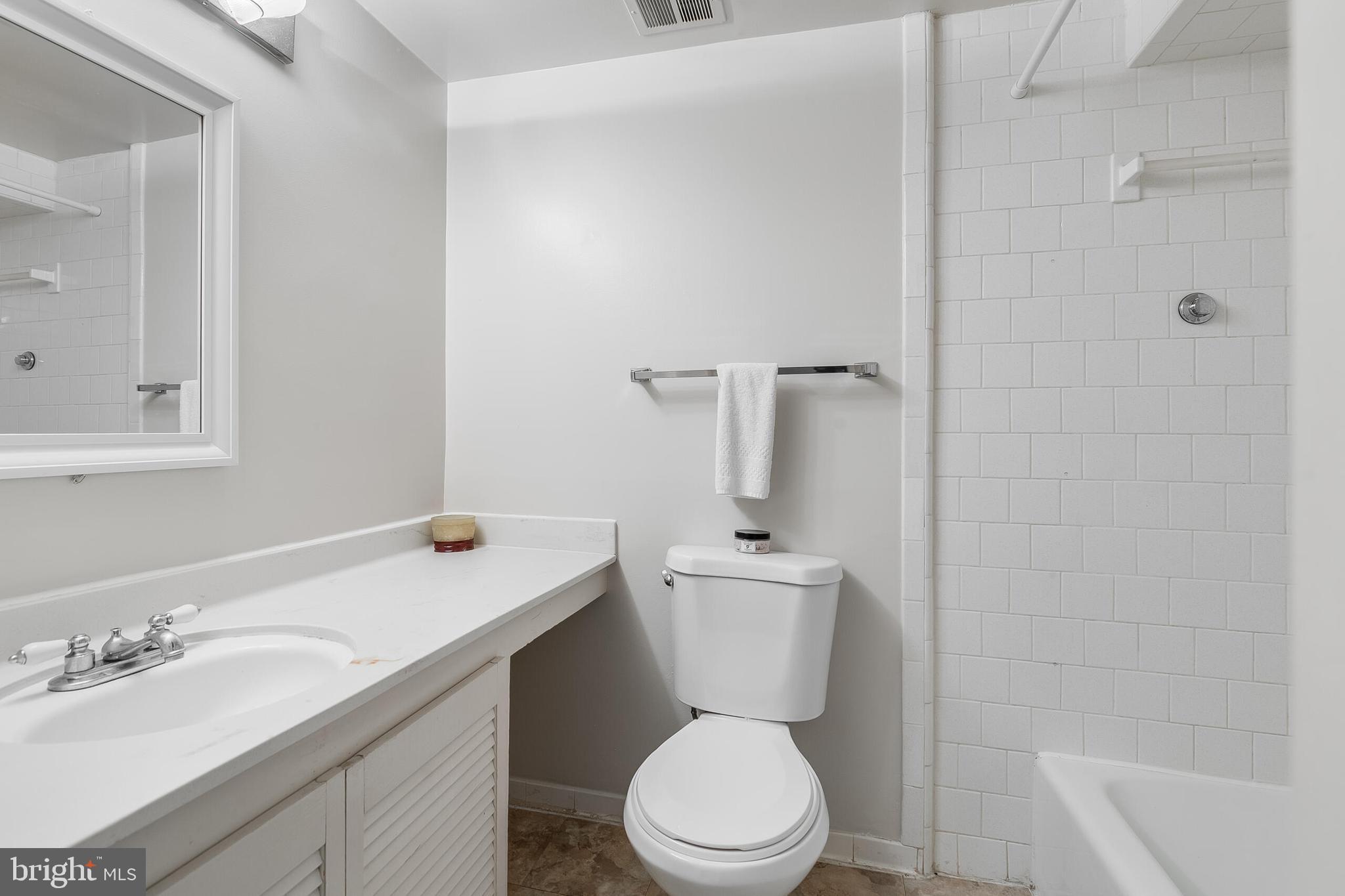 4054 North 41st Street McLean, VA 22101 - Photo 42 of 45 Full bath- lower level