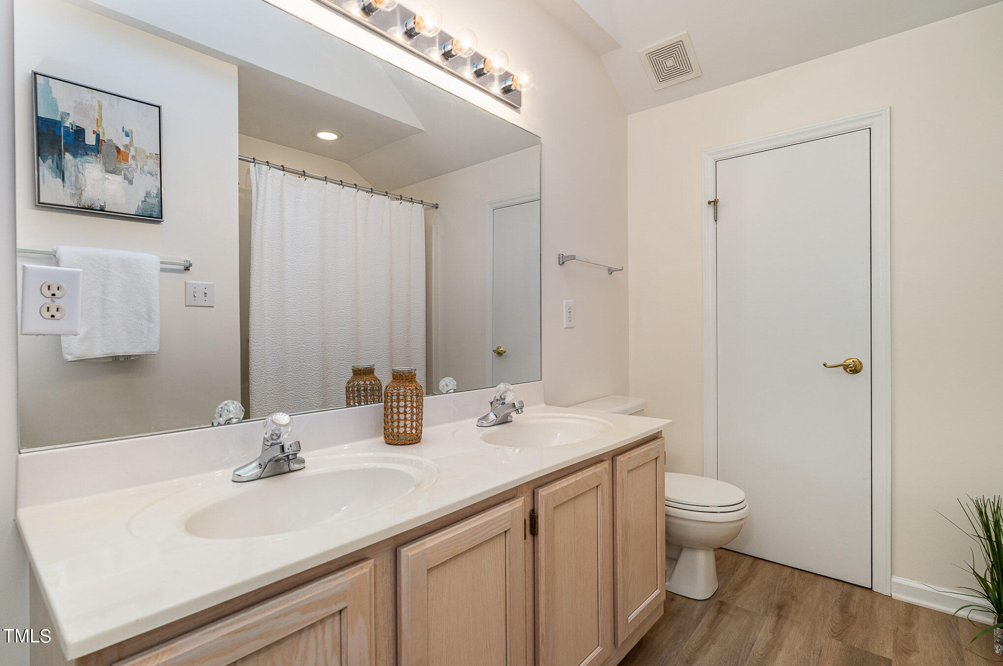 226 Vinca Circle Cary, NC 27513 - Photo 12 of 19 Upstairs Bath