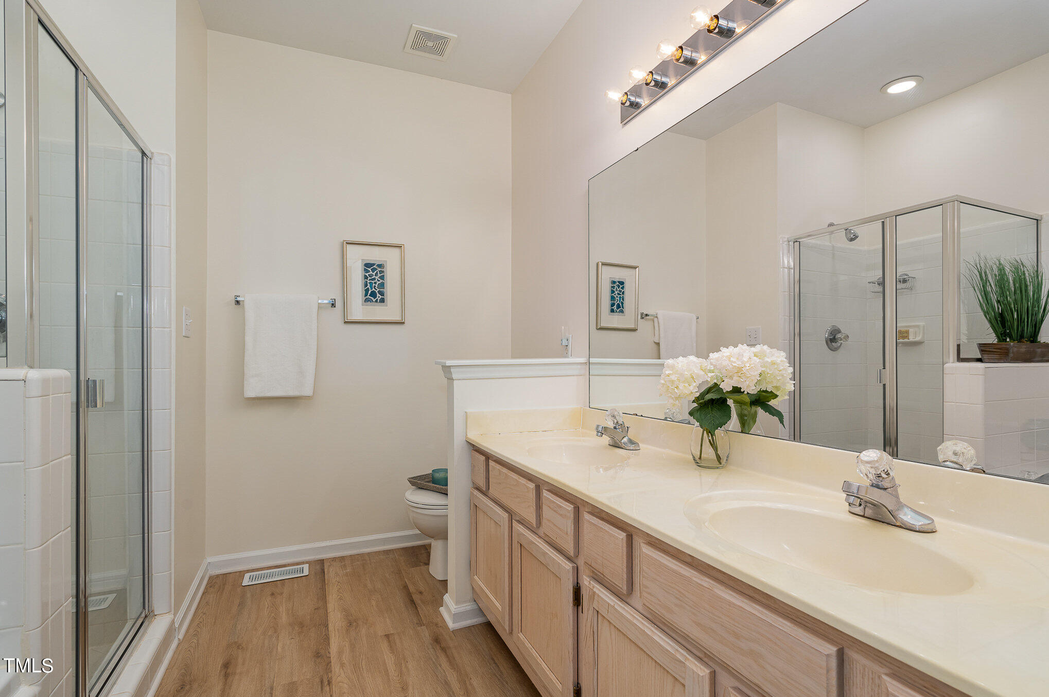 226 Vinca Circle Cary, NC 27513 - Photo 10 of 19 Primary Bath