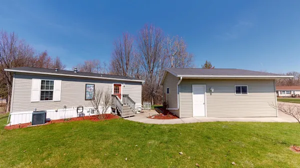 $115,000 | 897 East Lake Street, Unit 115, Lake Mills, WI 53551