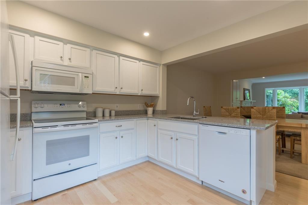 41 Foreside Common Road, Unit 41B Falmouth, ME 04105 - Photo 10 of 23 Photo