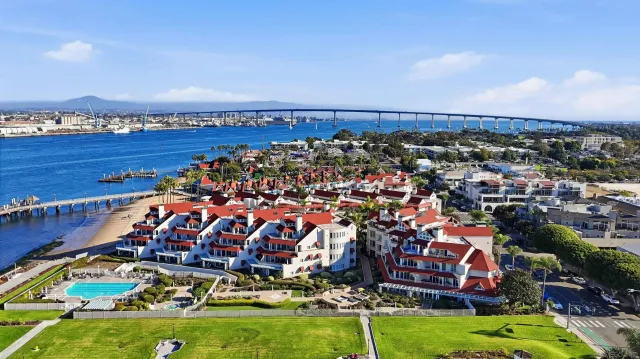 $1,870,000 | 1101 1st Street, Unit 101, Coronado, CA 92118