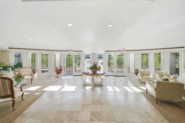 $1,870,000 | 1101 1st Street, Unit 101, Coronado, CA 92118