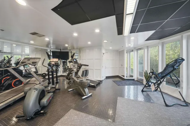 $1,870,000 | 1101 1st Street, Unit 101, Coronado, CA 92118