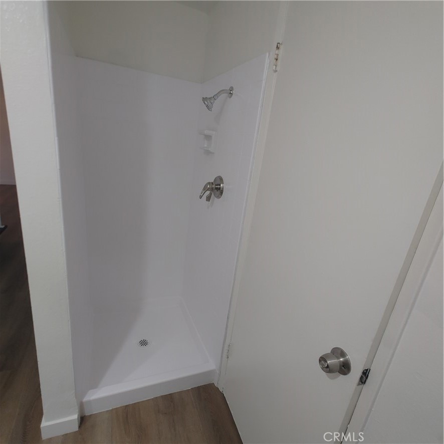 1860 South Vía Bandera Whittier, CA 90601 - Photo 19 of 39 lower bath shower