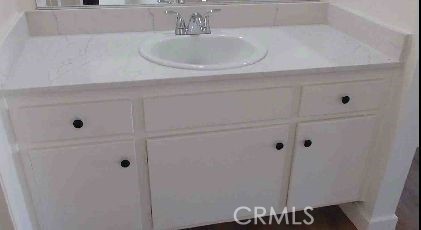 1860 South Vía Bandera Whittier, CA 90601 - Photo 23 of 39 master bathroom marble